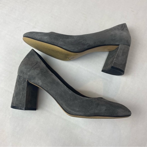 Saks Fifth Avenue Gray Heels with Elegant Pointed Toe - Picture 8 of 9